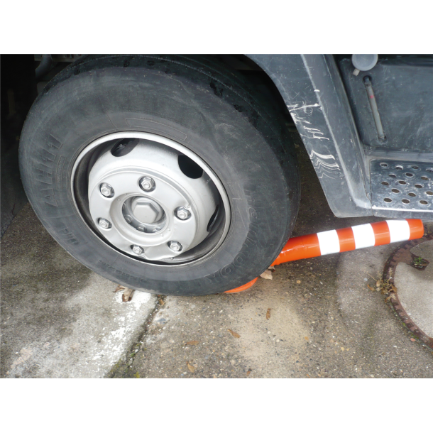 Flexipost black | white stripes |  80 mm | Height 750 mm 80 mm, PUR,3 reflecting stripes,including 3 bolts and plugs